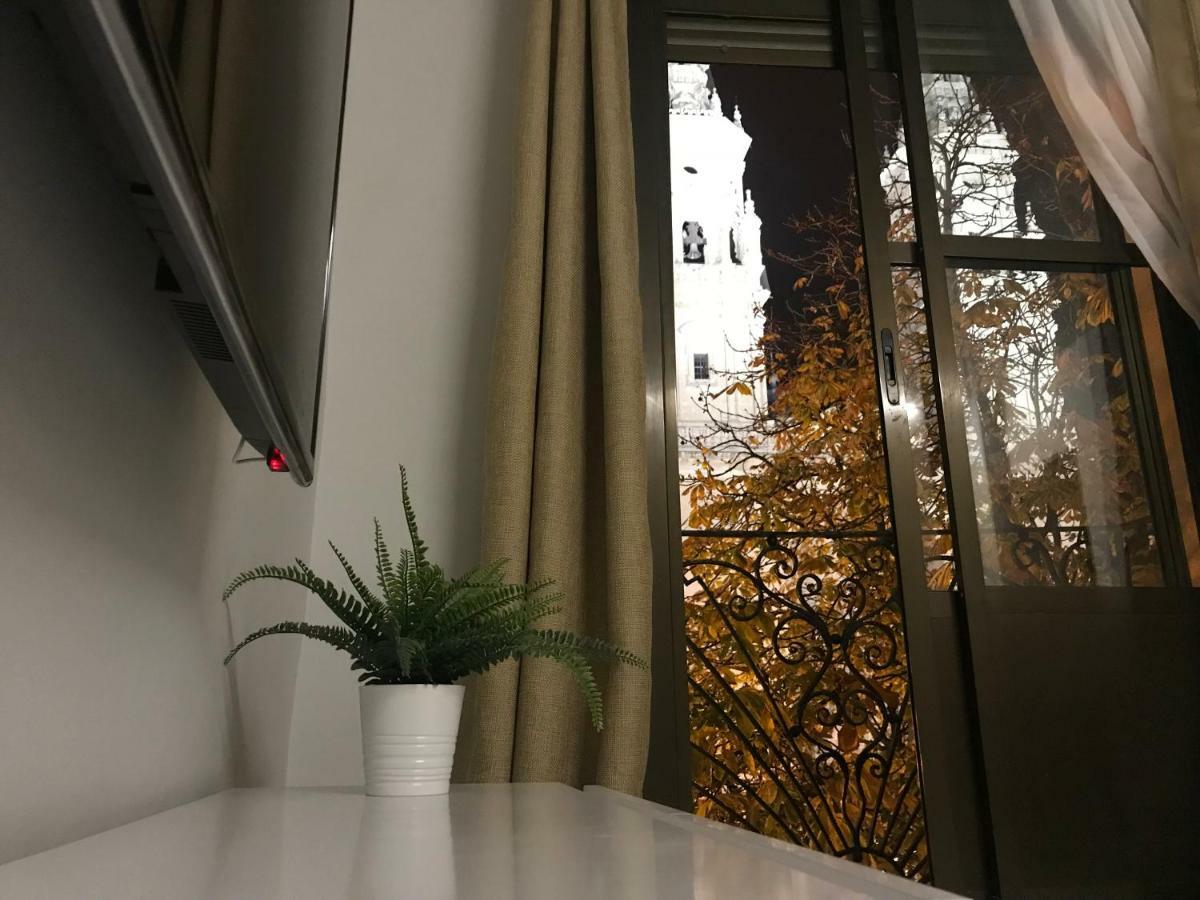 Apto Con Vistas A La Catedral Y Aire Acondicionado Logroño Esterno foto