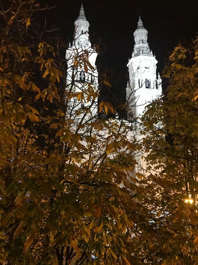 Apto Con Vistas A La Catedral Y Aire Acondicionado Logroño Esterno foto