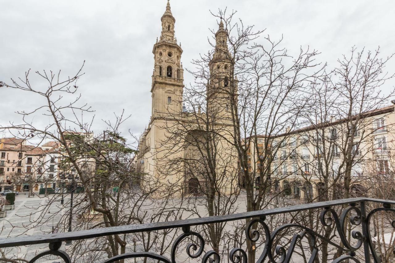 Apto Con Vistas A La Catedral Y Aire Acondicionado Logroño Esterno foto